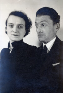 Eugenia z domu Kozłowska i Leonard Sempoliński, rodzice Jacka, wczesne lata 30.