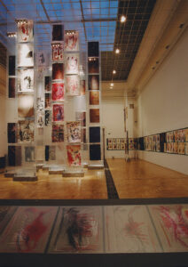 Widok wystawy indywidualnej Jacka Sempolińskiego A me stesso, Zachęta, Warszawa, 2002